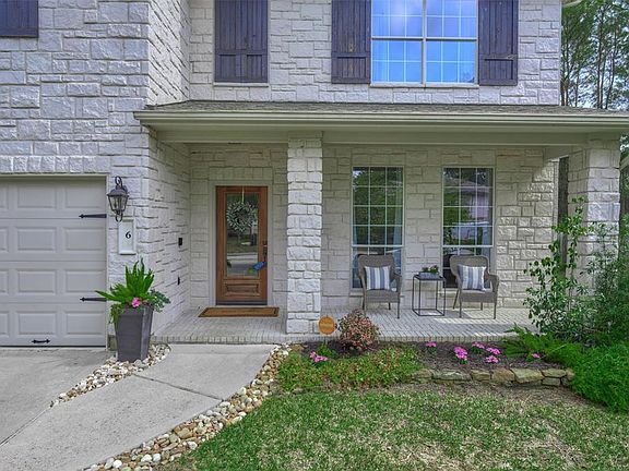 2nd image of 6 Ebony Oaks Pl