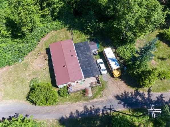 689 Davis Lake Road, Morton, WA 98356