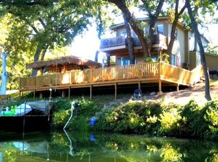 901 Lodge Rd, Mertzon, TX 76941