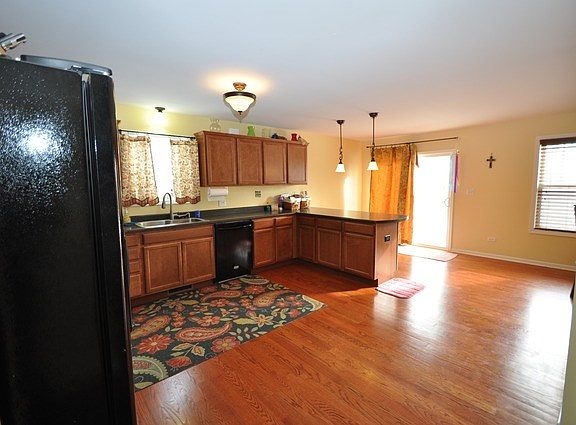 3rd image of 20111 S Rosewood Dr