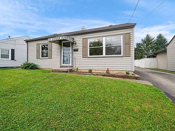 3rd image of 709 Heimert Ave