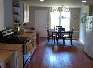 1080 Park West Dr, Charlotte, NC 28209
