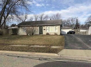 1703 Hosmer Ln, Crest Hill, IL 60403