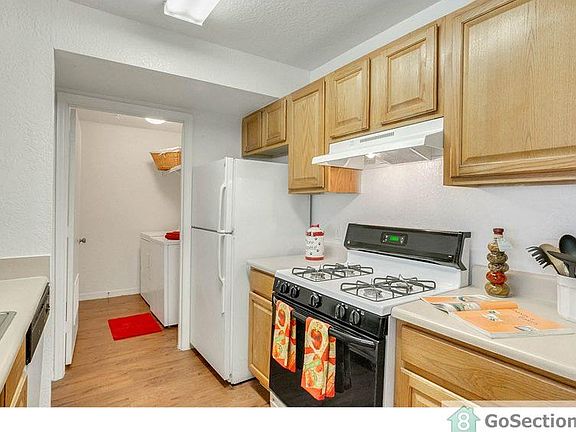 4th image of 10501 Cross Creek Blvd