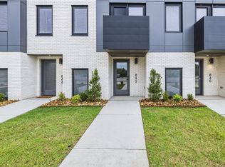 842 SE 8th St, Bentonville, AR 72712