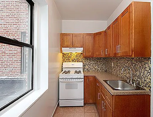 Rented by SW Queens Mezzanine | media 7