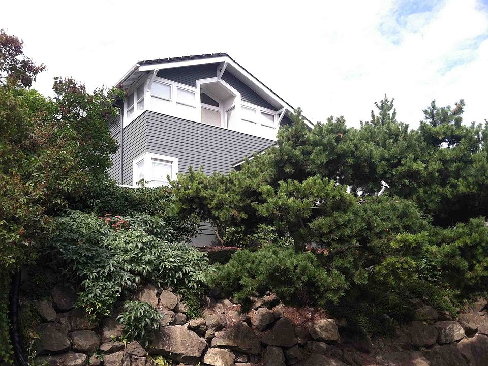 2nd image of 7505 58th Ave NE