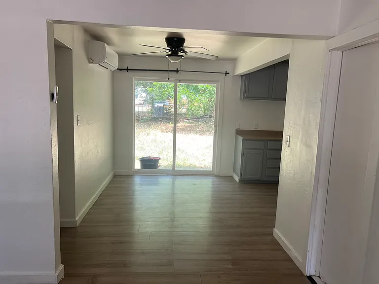 710 S 11th St — Photo 5