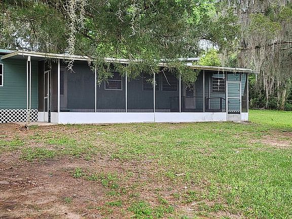 5th image of 2830 N Lakefront Dr