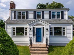19 Robert St, Hamden, CT 06514