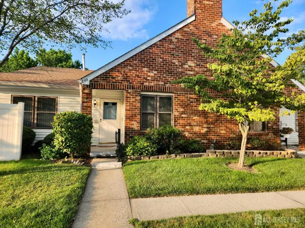 269 Wycoff Way W, East Brunswick, NJ 08816
