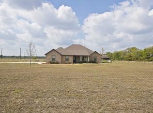 100 Cheyenne Trl, Trenton, TX 75490