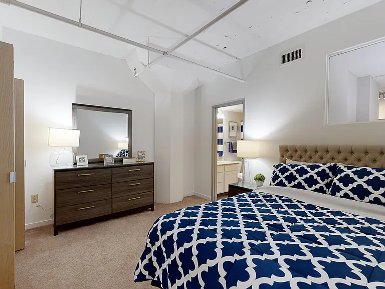 The Bingham — Photo 20
