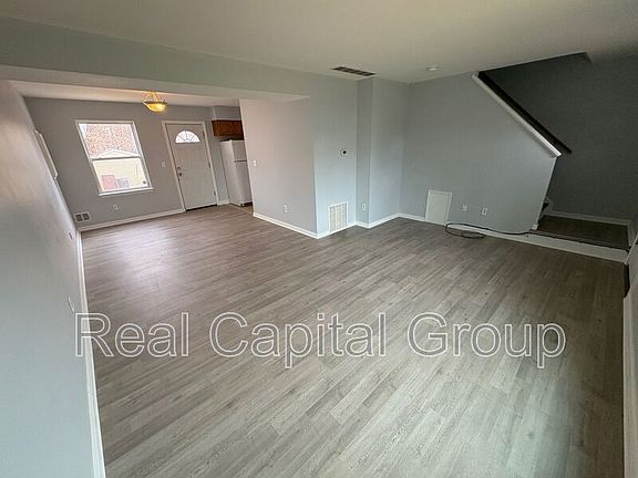 2nd image of 41 Cuyler Ave #41B