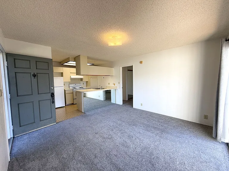 94-1097 Paawalu St #U4 — Photo 4