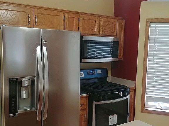 4th image of 9163 Parkside Dr