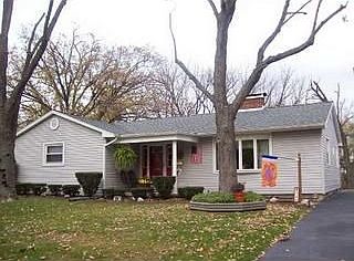 1st image of 834 S Walnut Ave