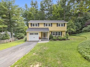 10 Holbrook Rd, Wayland, MA 01778