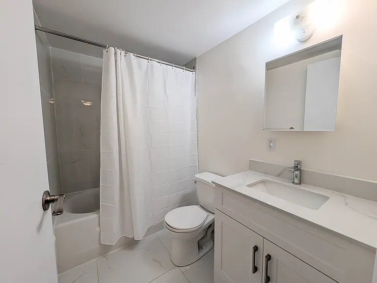 25 5th St #3 — Photo 8