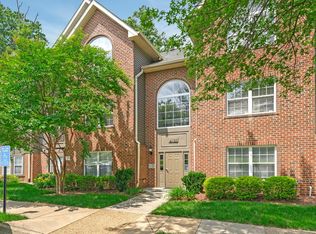 4130 E Monument Ct #201, Fairfax, VA 22033