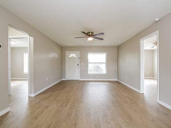 4th image of 315 Windridge Pl