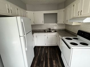 3107 Schuetzen Ln APT 3, Davenport, IA 52804