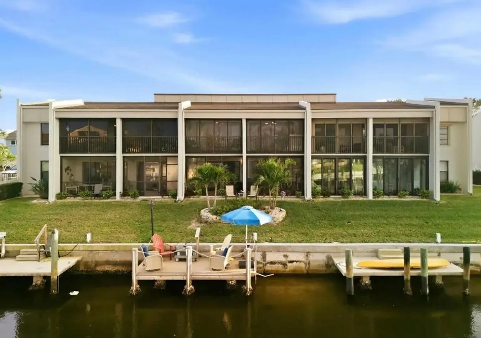 Waterfront Townhome in Punta Gorda — Photo 2
