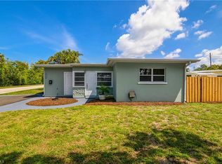 1015 10th Ave N #1011, Naples, FL 34102
