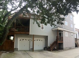 3611 Dupont Cir, Virginia Beach, VA 23455