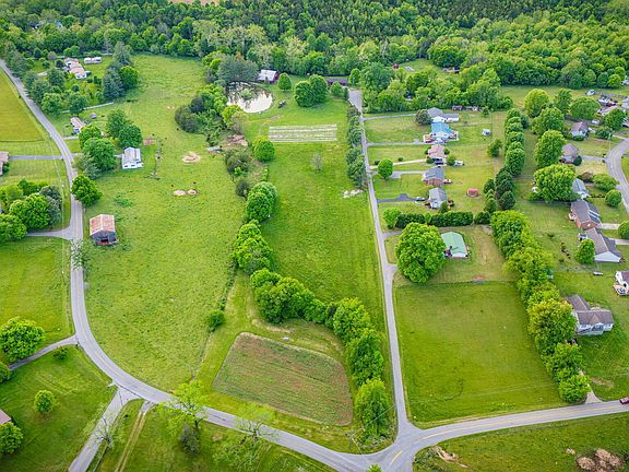 61st image of 147 Britton Ln