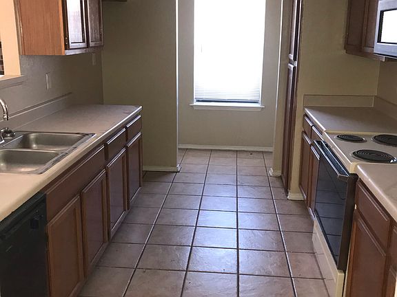 5th image of 4316 Hulen Cir E