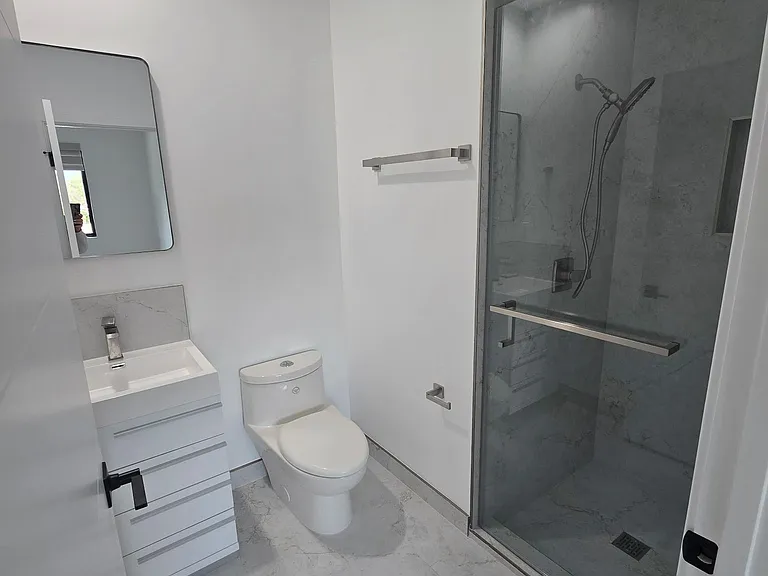 8615 Oakdale Ave #8613 — Photo 14