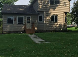 406 S Division St, South Wayne, WI 53587