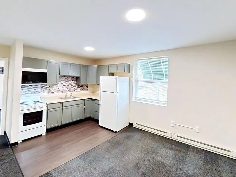 3554 E Washington Ave #203 — Photo 13