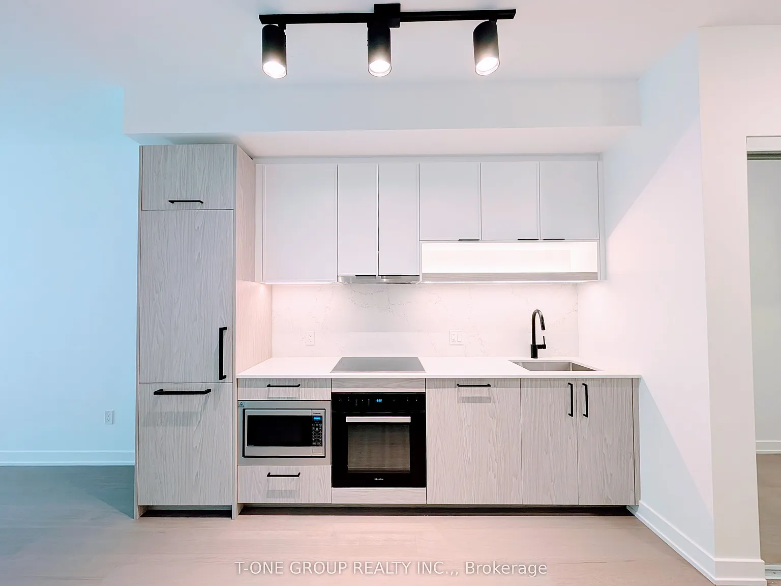2 bed, $2,430 — Photo 3
