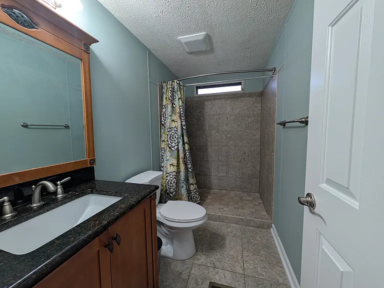119 Robert Rd — Photo 11