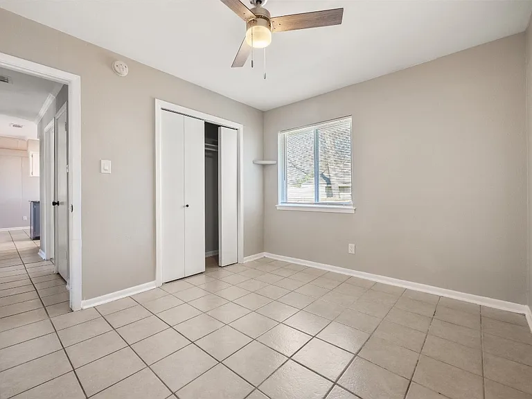 106 Oertli Ln #B — Photo 21