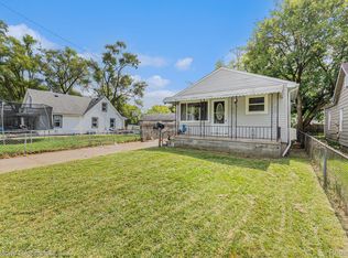 6784 Chalmers Ave, Warren, MI 48091