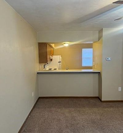 3rd image of 177 Madison St #177