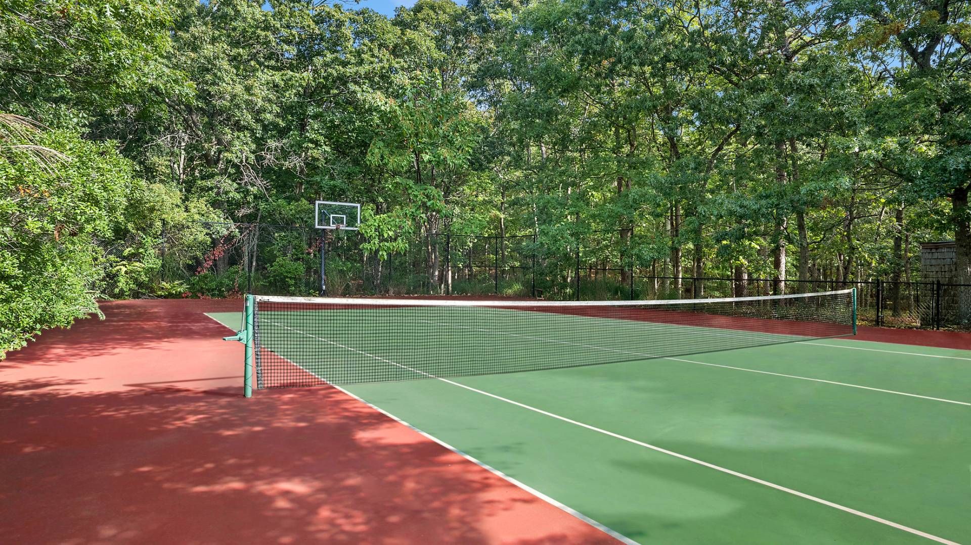 97 Tanager Ln, Water Mill, NY 11976 Out East