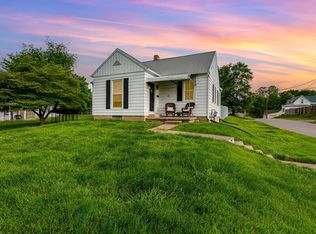 12 E Vine St, Jackson, OH 45640
