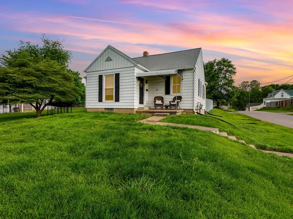 12 E Vine St, Jackson, OH 45640