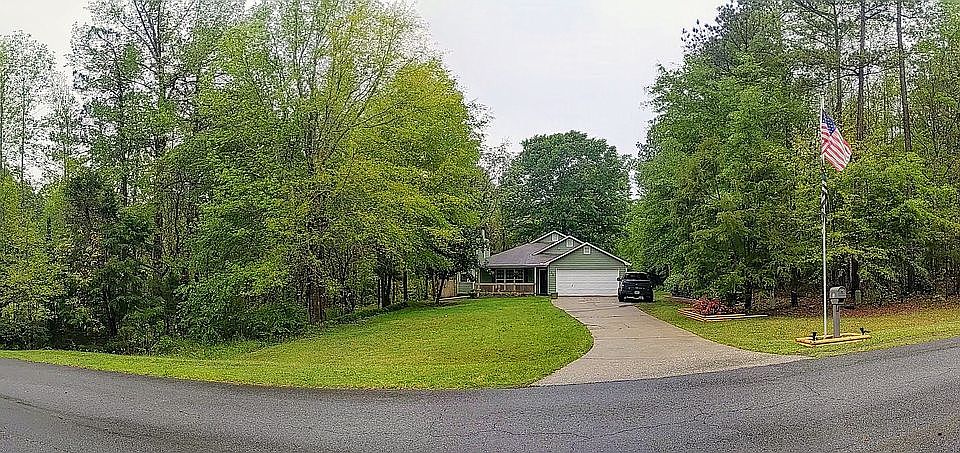 1st image of 33 Douglas Dr