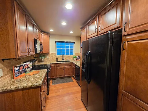 10015 E Mountain View Rd #1002 Photo 1