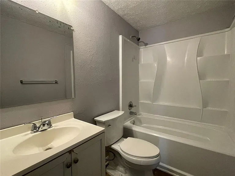 1001 Traymore Dr — Photo 8
