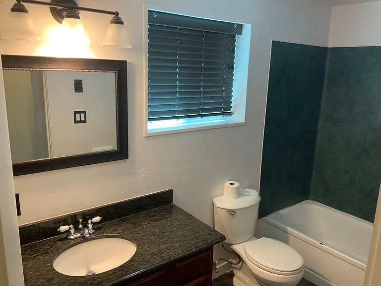 1582 Bogart Ln — Photo 6