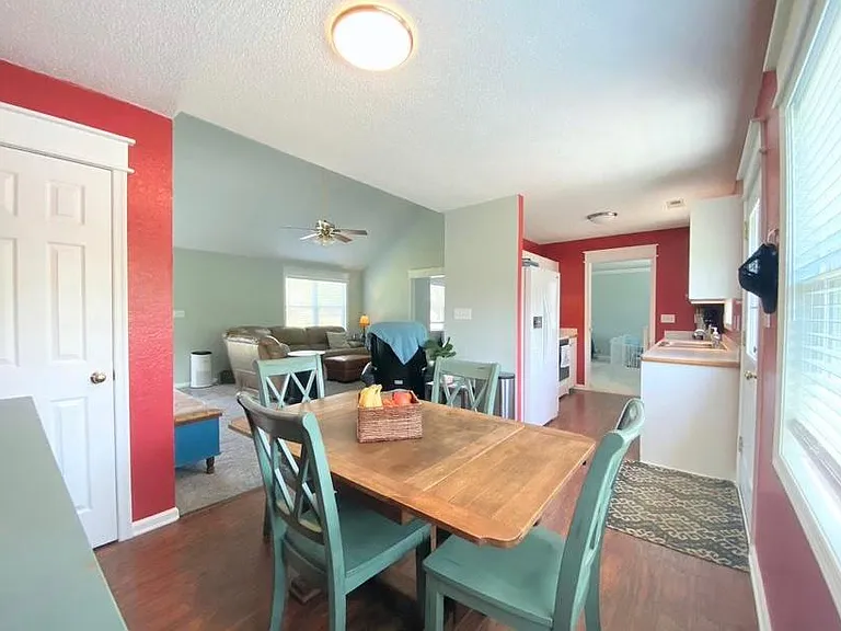 3217 Caratoke Hwy — Photo 8