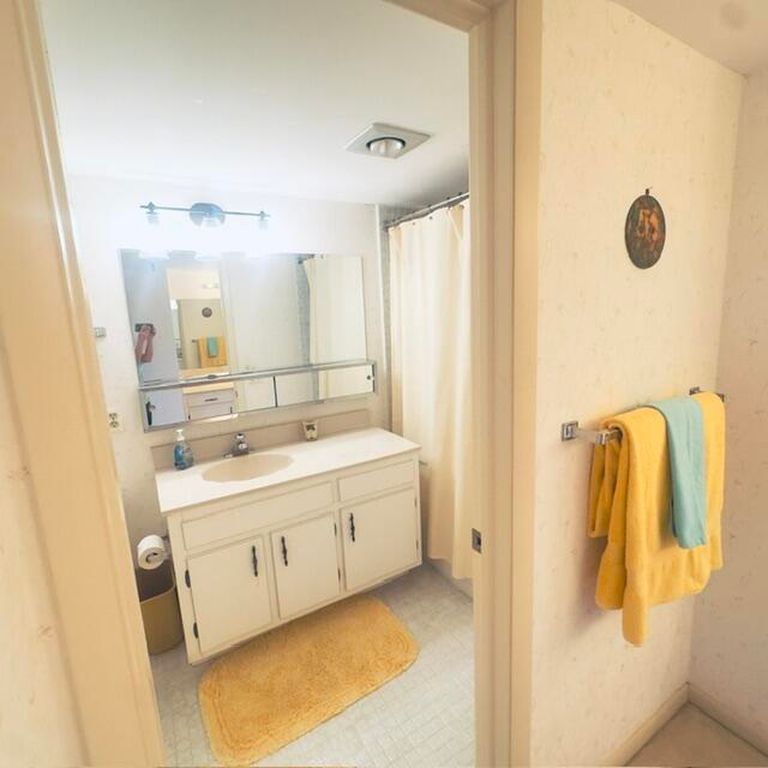 2900 NE 14th Street Causeway #403, photo 8