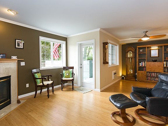 2nd image of 7301 5th Ave NE APT 201