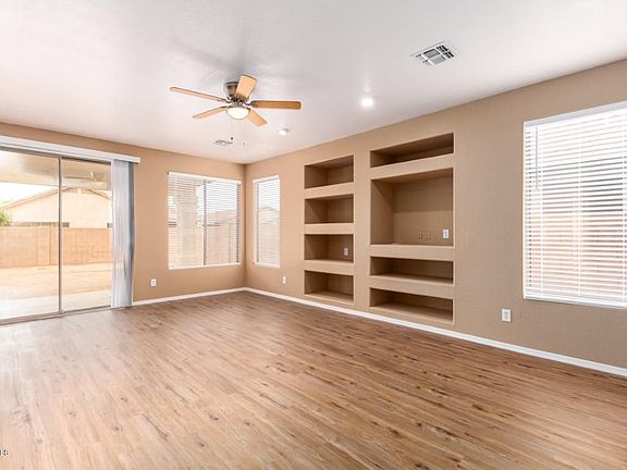 4th image of 118 E Rock Wren Dr